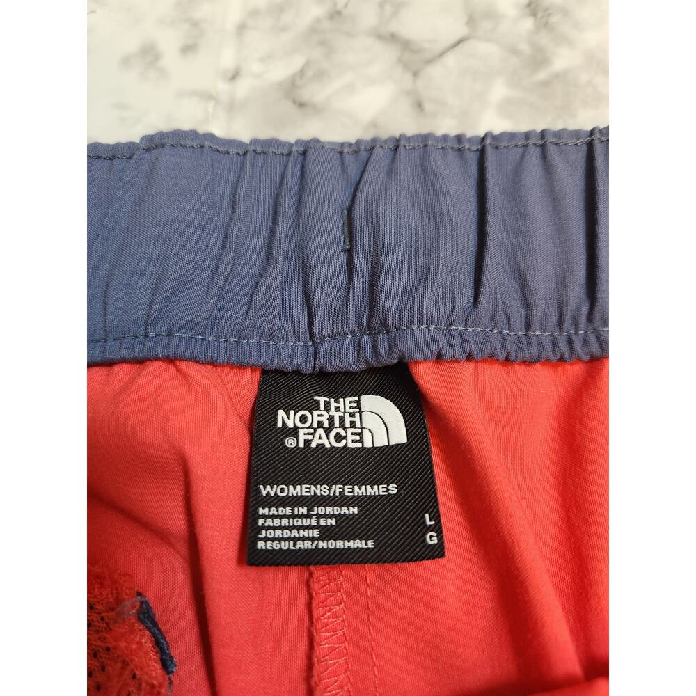 The North Face Women's Red & Navy Elastic Waist Shorts Size L - Picture 3 of 7